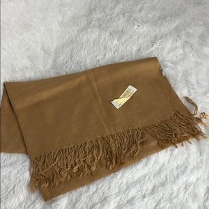 Pashmina scarf NEW in package camel color